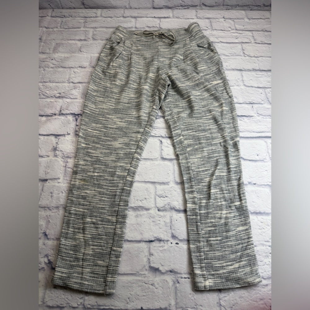 Anthropologie Lilka Gray and Cream Joggers. Size Small.